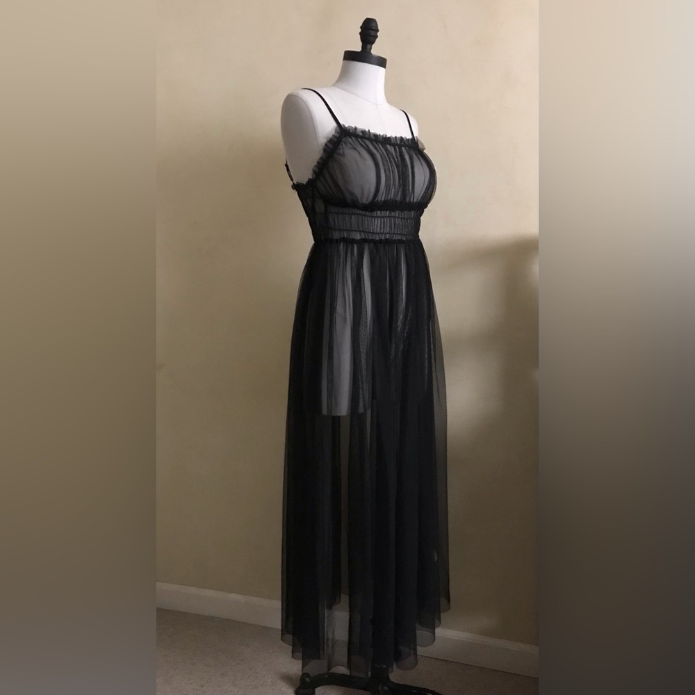 Forever 21 Black Pleated Maxi Sundress